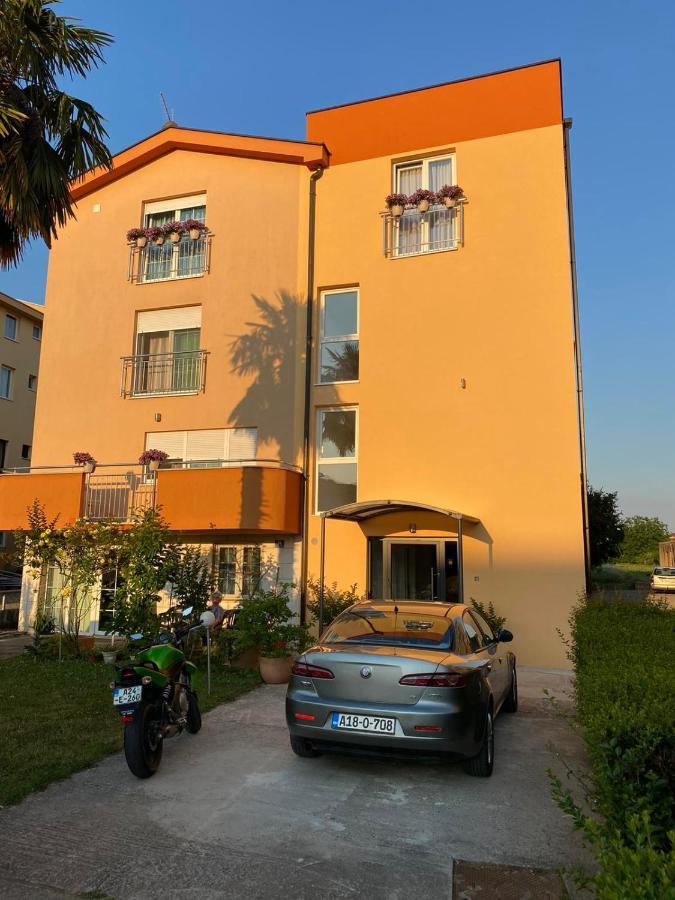 Guesthouse Mts Medjugorje Ngoại thất bức ảnh