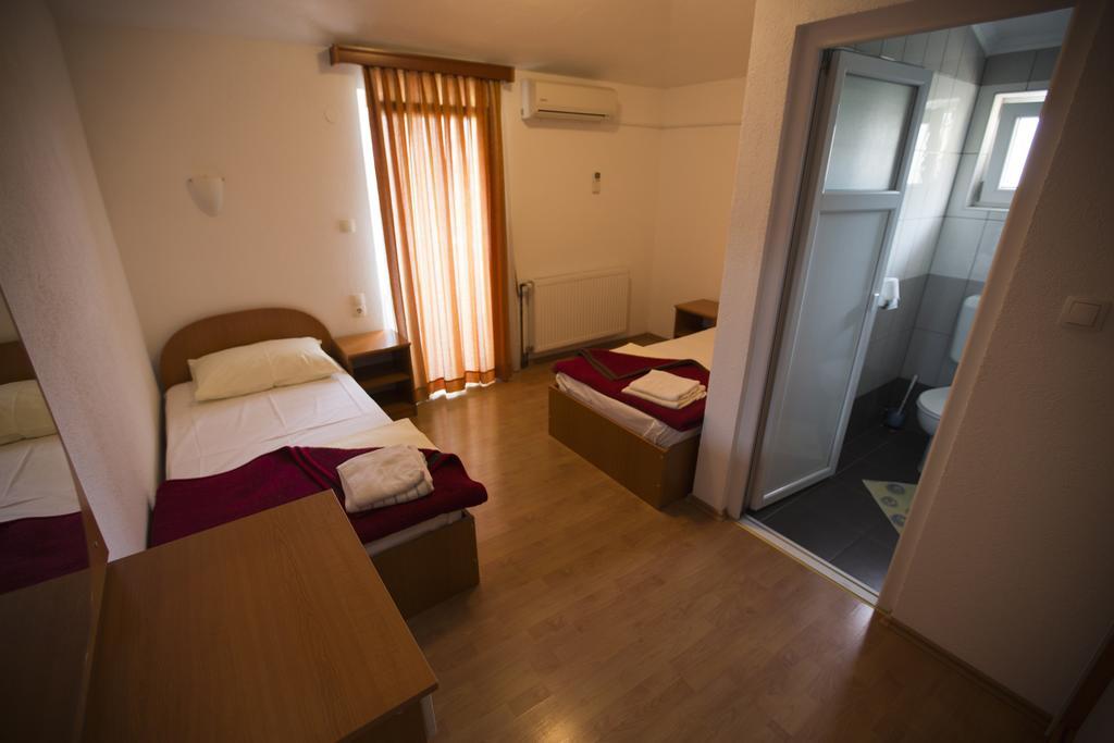 Guesthouse Mts Medjugorje Ngoại thất bức ảnh